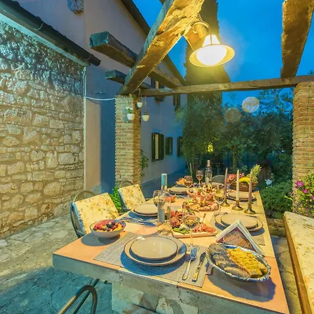 Marija Franko - Blue - A3 Apartman