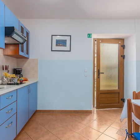 Marija Franko - Blue - A3 פורץ